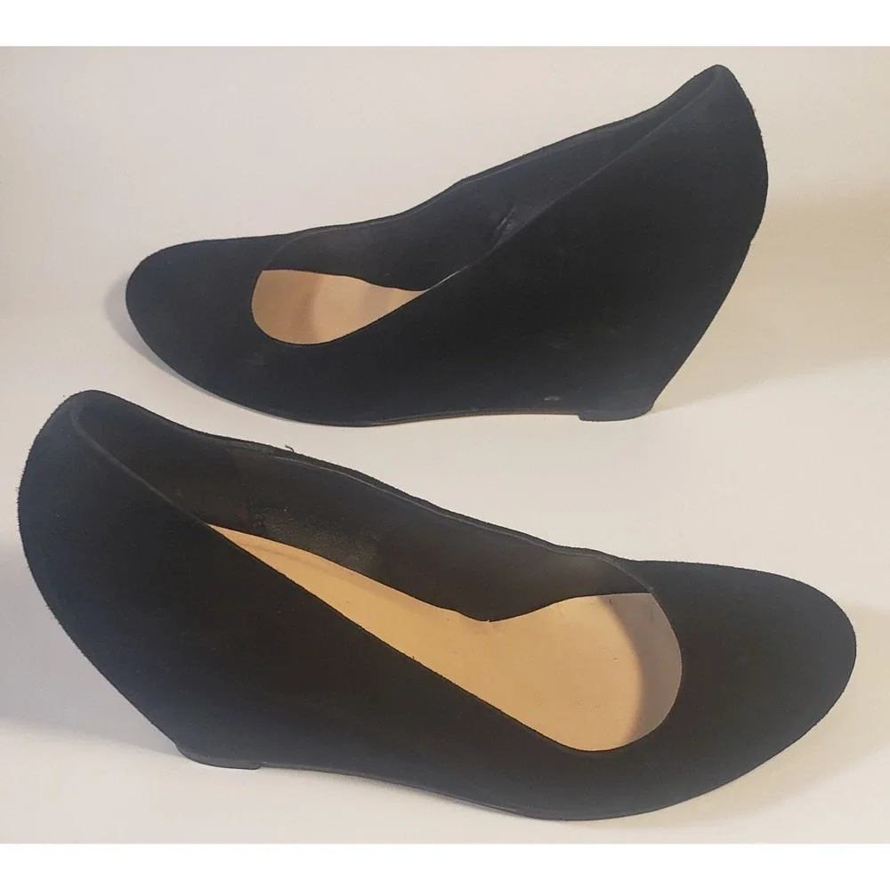 Cole Haan Women's Size 6B Black Wedge Heels Suede Slip-On Shoes Pumps